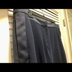 Boden Navy Cropped Pants
